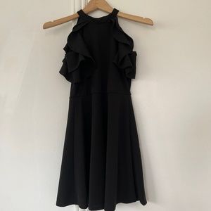 black sleeveless dress